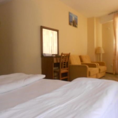 Montenegrin Inn Οχρίδα Εξωτερικό φωτογραφία