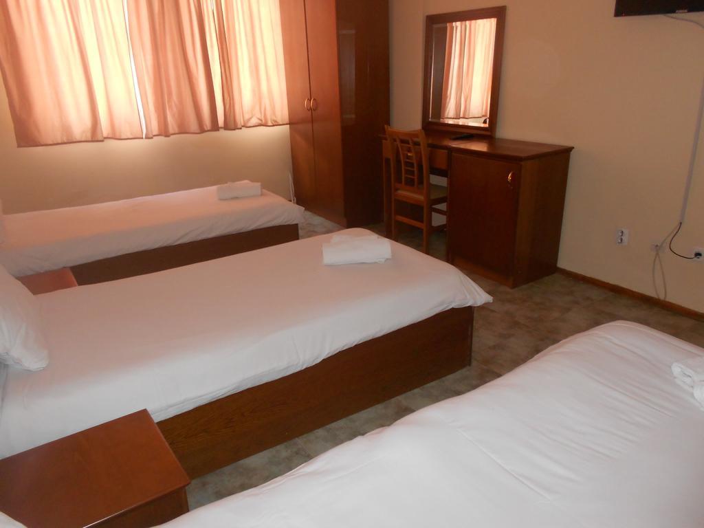 Montenegrin Inn Οχρίδα Εξωτερικό φωτογραφία
